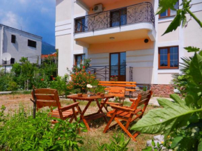 Отель Guest house Villa Leonardo  Герцег Нови